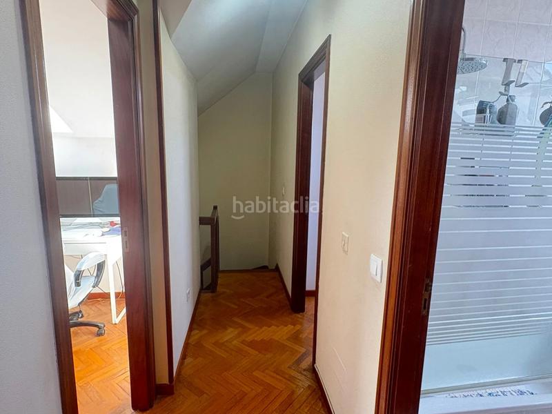 Foto c1e98fcf-f279-4330-a433-dc485d31f512. Casa amb calefacció aparcament a O Milladoiro Ames