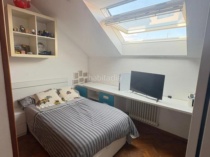 Foto ffcb36ca-31f7-4279-9a4f-37fa6fcb993e. Casa amb calefacció aparcament a O Milladoiro Ames