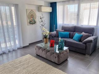 Miete Etagenwohnung in Playa Levante. Piso en alquiler en benidorm levante  sierra helada