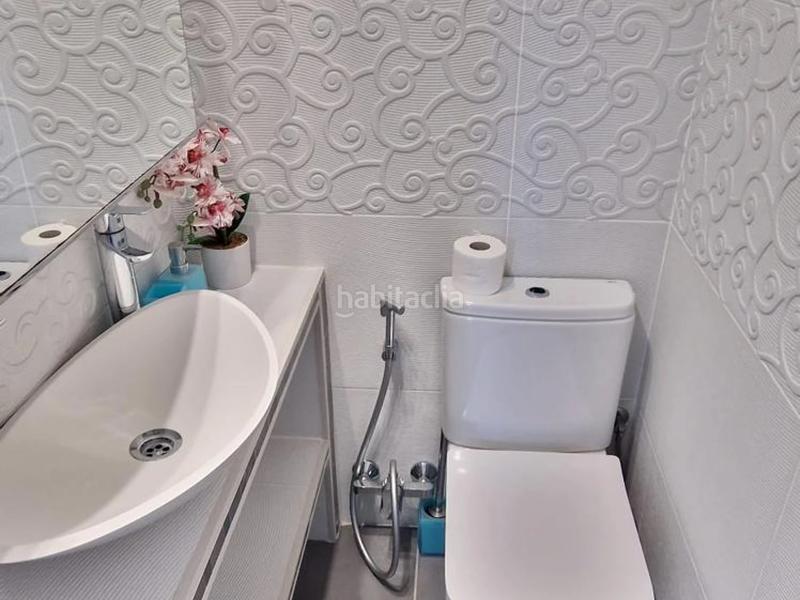 Foto bf9eedcd-16ee-4546-bad5-8dab52641666. Rent flat with heating parking in Playa Levante Benidorm