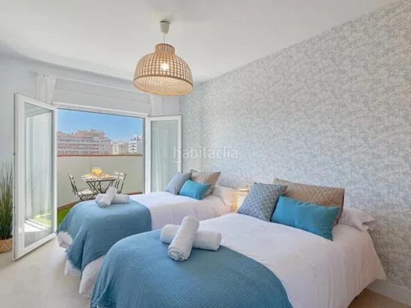 Foto 389df0ea-4eb6-4e7b-8ceb-2a9b6883362f. Rent flat with parking pool in Puerta Blanca Málaga