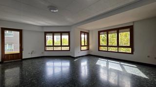 Rent Flat in Centro Histórico. Piso en alquiler en gandía safor