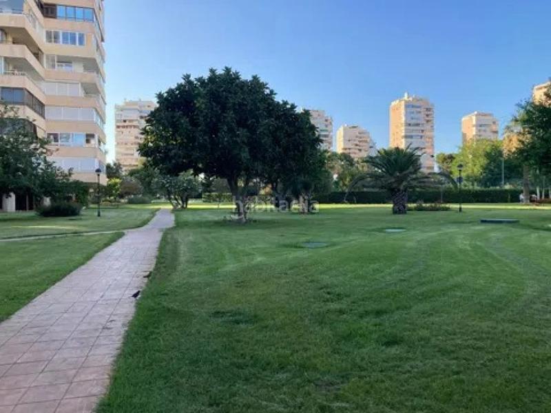 Foto 23fbd953-3b91-4928-8a32-7534eefe09b1. Rent flat with parking pool in Playamar - Benyamina Torremolinos