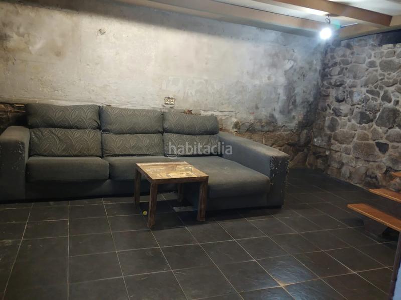 Foto 4354d045-d693-418c-b8a1-b44d33fd4c6d. Maison avec chauffage dans Rois