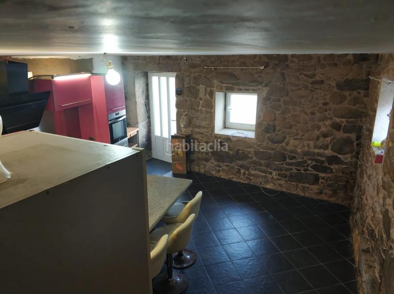 Foto 6c451cfe-07ea-42bf-8354-738bc873a467. Maison avec chauffage dans Rois