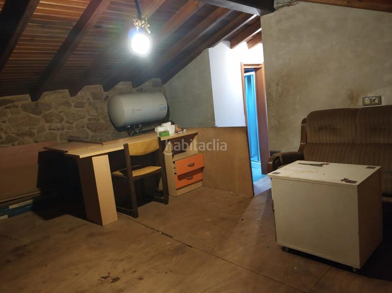 Foto 73111a49-2a6e-4a98-a5a9-a17330b42be5. Maison avec chauffage dans Rois