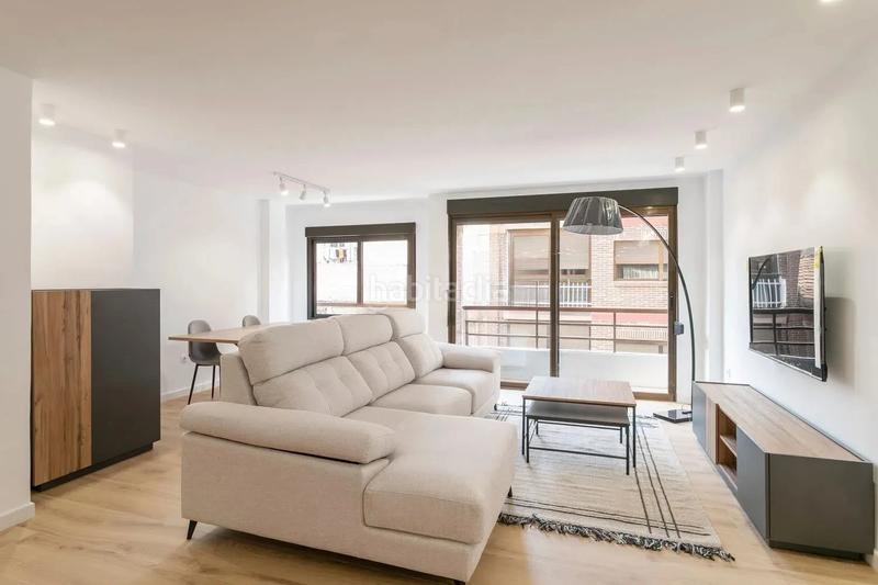 Foto 1fe98b56-bc86-4237-9d23-6c7efd33e275. Location appartement avec chauffage dans Mercado Alicante