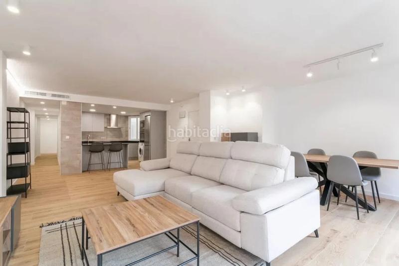 Foto 3ad82fdd-278d-41fc-8970-fed8a25c8044. Location appartement avec chauffage dans Mercado Alicante