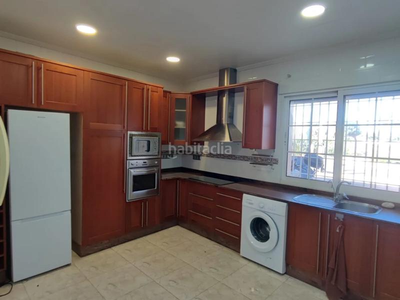 Foto fea4c710-608b-40f0-bc75-cd32753d0825. Rent studio with heating in Juan de Borbón Murcia