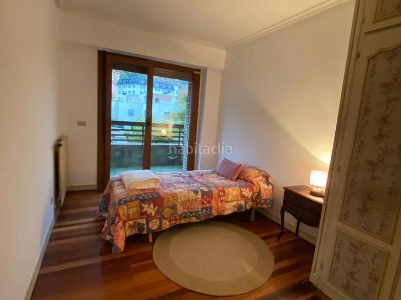 Foto 65036dd9-337e-464d-a71e-f3066c49b323. Lloguer pis amb calefacció a Gros Donostia - San Sebastián