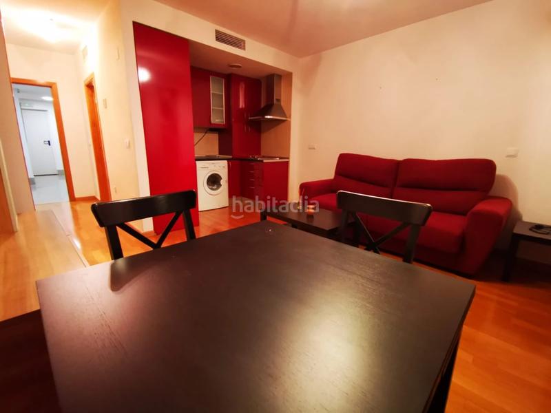 Foto 49250f35-d46f-4546-8374-63d5d4467651. Rent studio in Juan Carlos I Murcia