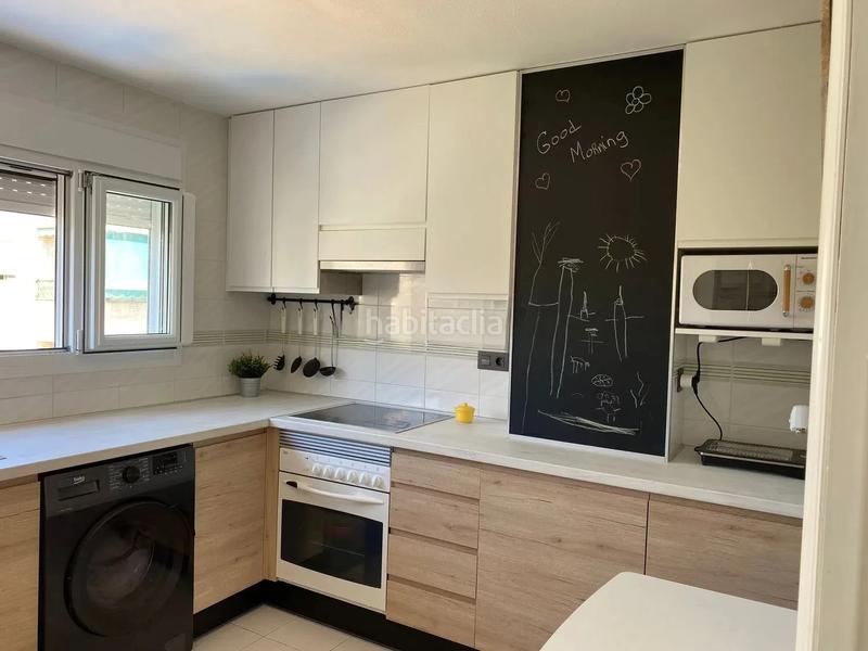 Foto 113095f5-1dff-4784-b9c6-ff0d5fd8e5a5. Location attique avec piscine dans Playa Muchavista Campello (el)