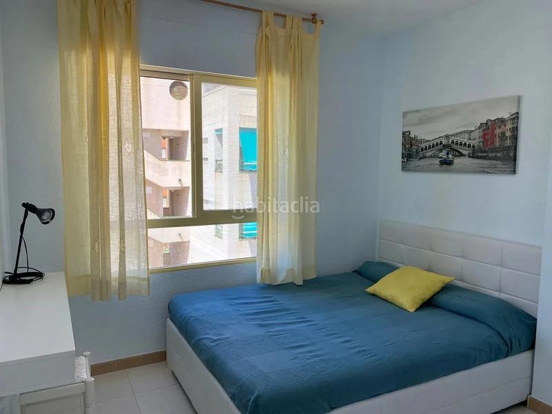 Foto 208a035d-d17f-4358-98b0-5bca117afc35. Miete dachwohnung mit pool in Playa Muchavista Campello (el)