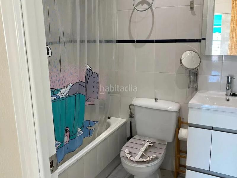 Foto 68356a1a-31b3-4c8d-9aef-be809fa0c5e2. Rent penthouse with pool in Playa Muchavista Campello (el)