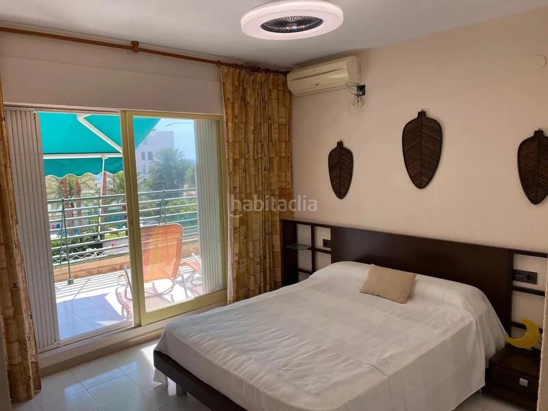 Foto c552bc7b-2e7f-4c54-b20c-4117dba45582. Rent penthouse with pool in Playa Muchavista Campello (el)