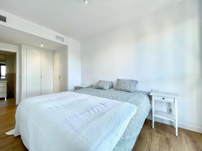 Foto 19729177-3a2f-4cd3-bc64-c944d096ccde. Rent flat with heating parking pool in PAU 5 Alicante