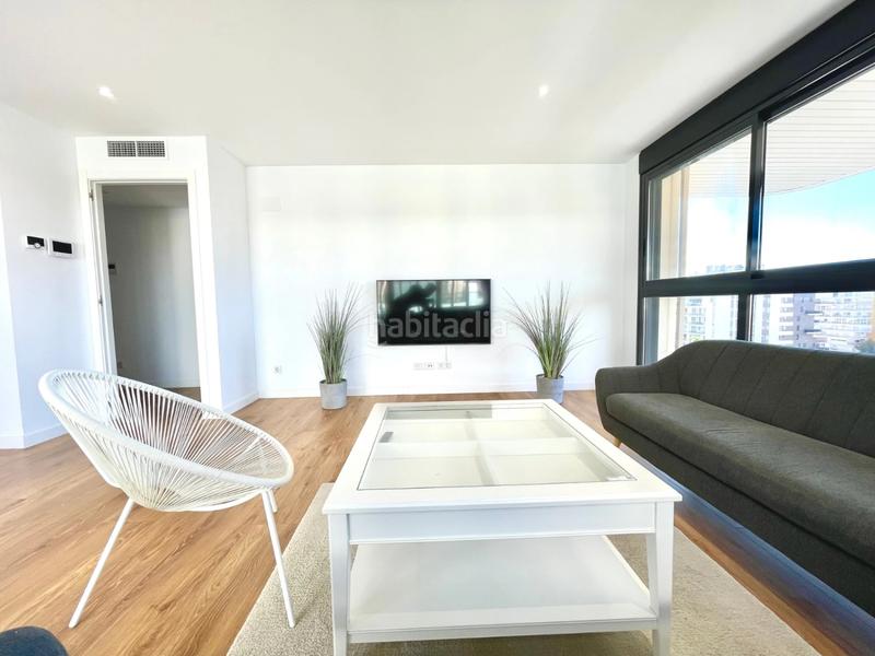 Foto 4861a636-707c-432c-92f2-608c26c08521. Rent flat with heating parking pool in PAU 5 Alicante