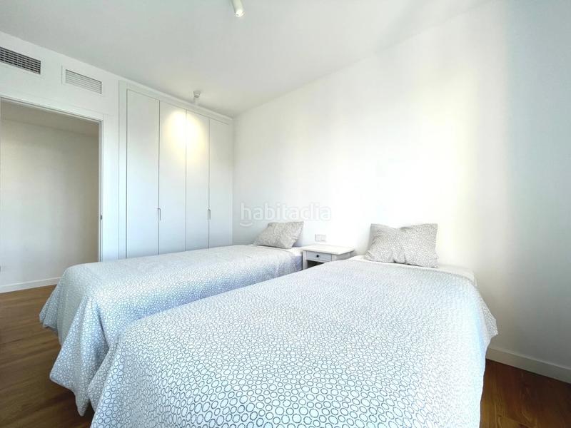 Foto 7aceded8-aaa4-4531-a3cb-612fb8791d48. Rent flat with heating parking pool in PAU 5 Alicante