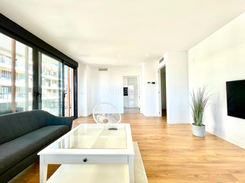 Foto 9e34d64a-087d-4898-b0c8-e555e9be92fb. Rent flat with heating parking pool in PAU 5 Alicante