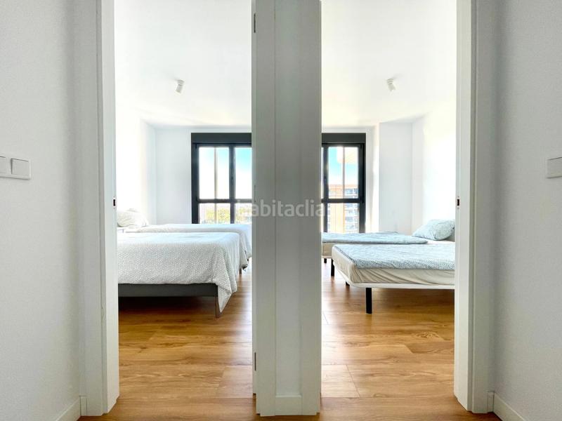 Foto ac06d7f2-15a1-460c-9569-757afb86abd7. Rent flat with heating parking pool in PAU 5 Alicante