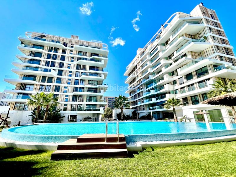 Foto b7406f54-c66d-456d-959f-d849d108b2b7. Rent flat with heating parking pool in PAU 5 Alicante