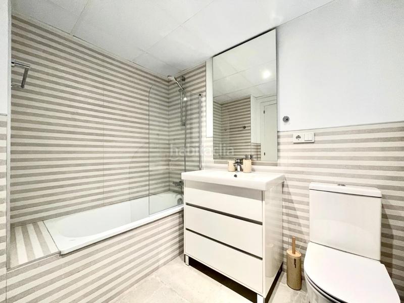 Foto d848179a-07d0-48ed-bddd-ae7965c2887f. Rent flat with heating parking pool in PAU 5 Alicante