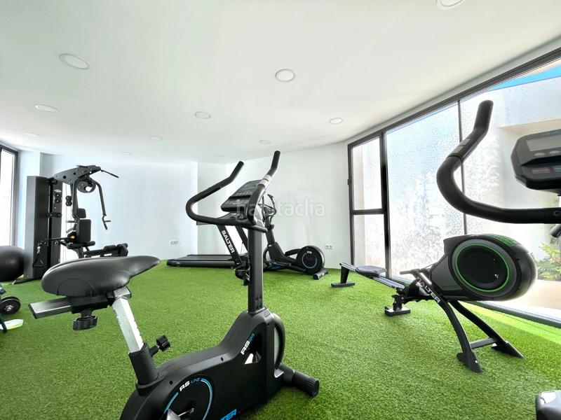 Foto da6c2570-3f52-465e-be42-6eba1393c372. Rent flat with heating parking pool in PAU 5 Alicante