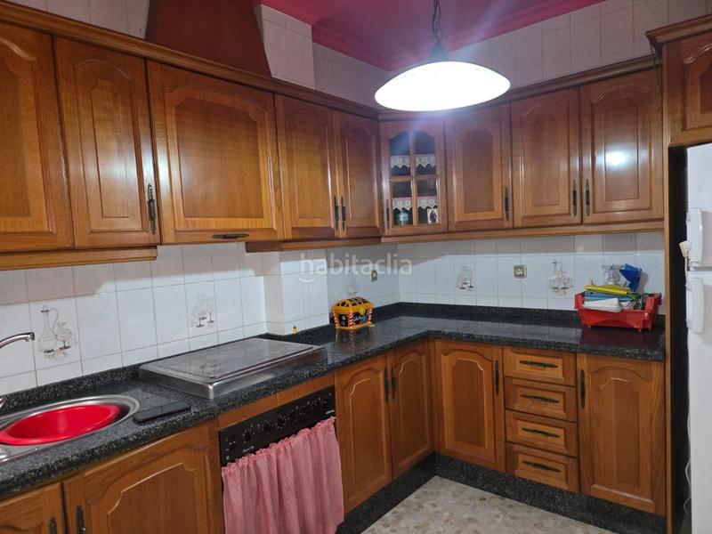 Foto 6735e6fb-0433-4d10-b324-1e56d10b1274. Casa amb aparcament a Lepanto Mairena del Aljarafe
