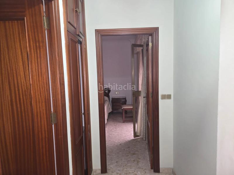 Foto 7b1642f9-ca14-4848-8f0d-2e9870b8b8a8. Casa amb aparcament a Lepanto Mairena del Aljarafe