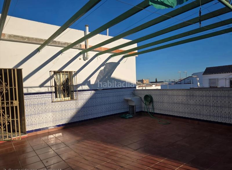 Foto 9729ea2d-cd51-4840-940a-1c6fb0d9b5f6. Casa amb aparcament a Lepanto Mairena del Aljarafe