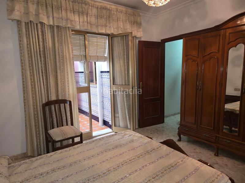 Foto 9c1c258e-66f3-4153-a405-fe16568da41d. Casa amb aparcament a Lepanto Mairena del Aljarafe