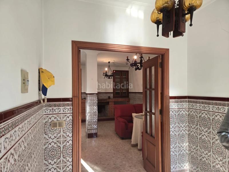 Foto ae0a587e-5316-4857-83aa-1c8a21c834e9. Casa amb aparcament a Lepanto Mairena del Aljarafe