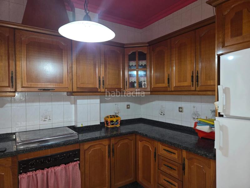 Foto b080f815-e13d-4a76-bd0e-1a038886c527. Casa amb aparcament a Lepanto Mairena del Aljarafe