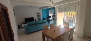 Miete Etagenwohnung in Torrefiel. Piso en alquiler en valencia norte