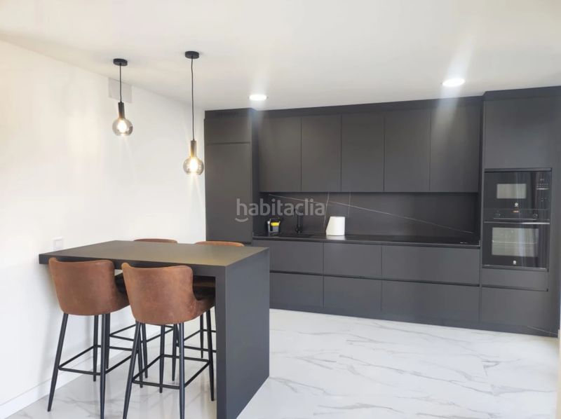 Foto cfb0bee6-23ce-4947-9417-098813bb8c54. Miete etagenwohnung mit heizung parking in Noalla Sanxenxo