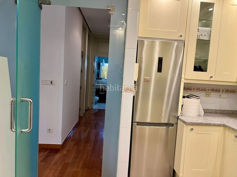 Foto f8e51bae-7ba4-424d-b1ae-5ad2905d9fcb. Pis amb calefacció aparcament a La Catedral Murcia