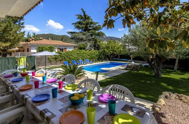 Foto fc16f690-4041-4d39-85f8-8c8af16e4a26. Lloguer xalet amb calefacció aparcament piscina a Vacarisses