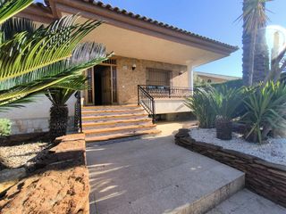 Location Chalet à El Esparragal. Chalet en alquiler en murcia  el esparragal