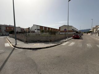 Terreno residencial en Beniarjó