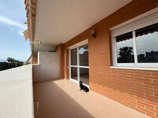 Location Appartement à Albufereta. Piso en alquiler en alicante norte