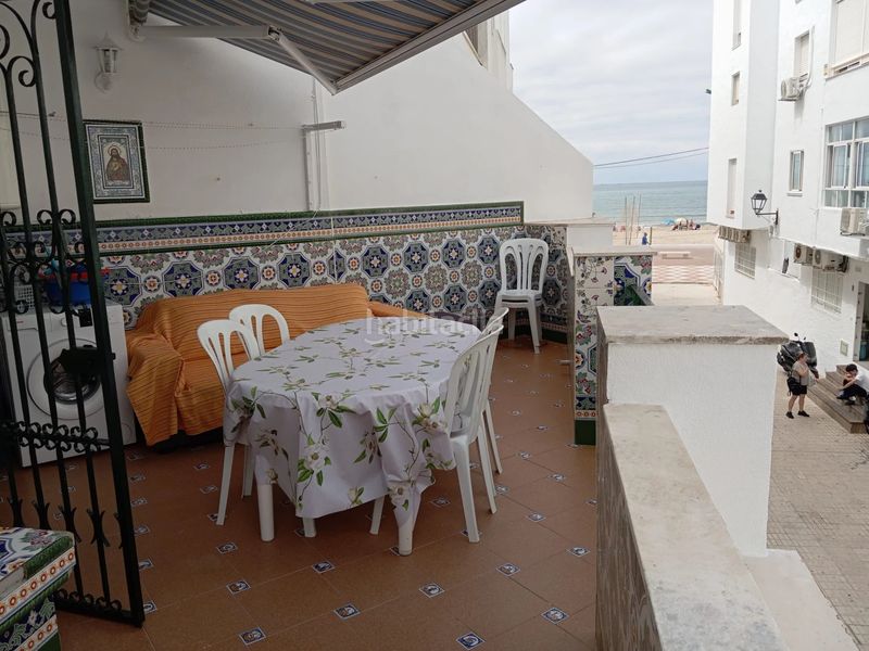 Foto d0af2529-6ad9-4598-b8bf-13536d804a83. Pis a Barbate Barbate