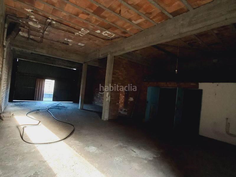 Foto 5f5314be-e418-4390-8942-88aa341aef14. Edificio  en venta en Pontecesures