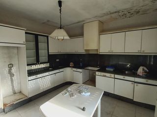 Building in Pontecesures. Edificio en venta