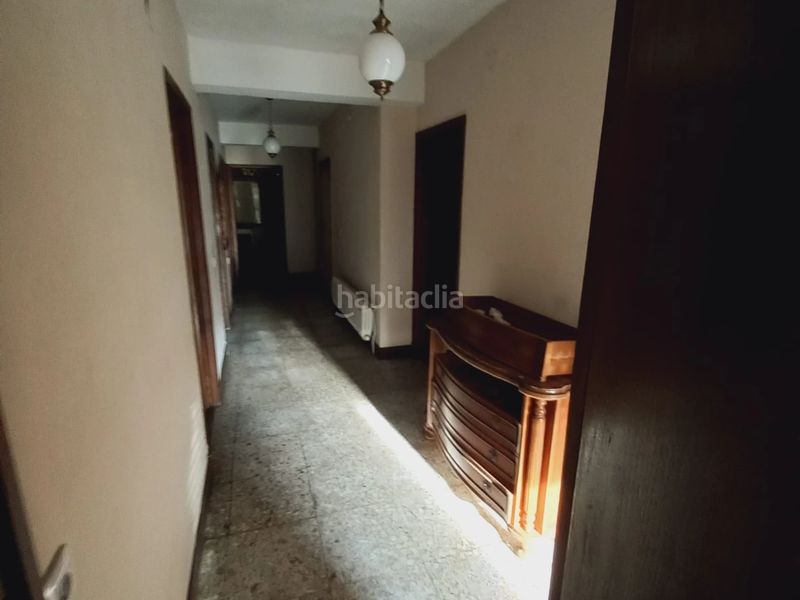 Foto d7c330c6-a2b5-41b0-a920-f3b6ac62a5db. Edificio  en venta en Pontecesures