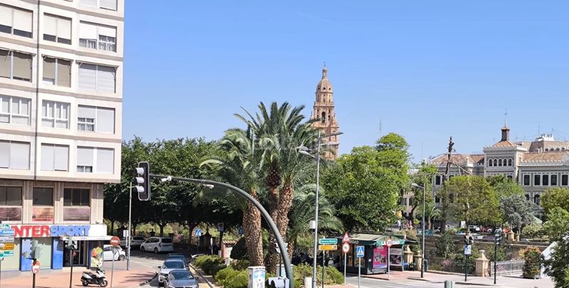 Foto ab2f03d2-b8cb-4470-917a-c3d5ac60a498. Pis amb calefacció aparcament a El Carmen Murcia