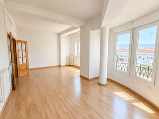 Flat in San Miguel. Piso en venta en murcia  alfonso x el sabio