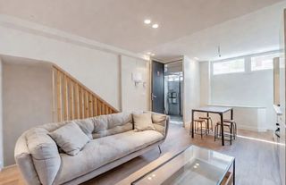 House in Guindalera. Dúplex en venta en madrid barrio de salamanca  guilandera