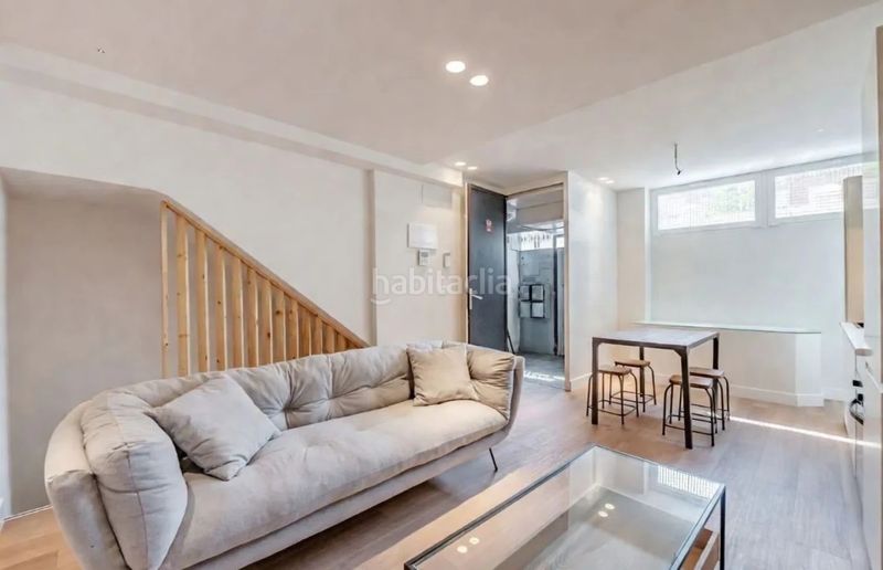 Foto 296d981f-e712-4bde-985c-9a22849a057e. Casa amb aparcament a Guindalera Madrid