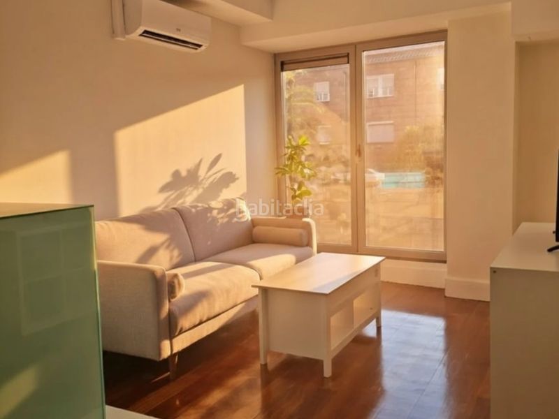 Foto c2e71535-33c0-4ccb-be92-0902f5928d77. Casa amb aparcament a Guindalera Madrid