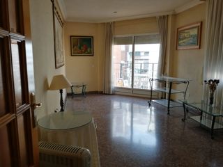 Affitto Appartamento in Santa Catalina - San Bartolomé. Piso en alquiler en murcia  centro